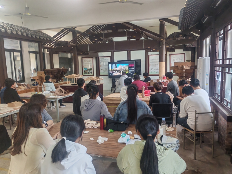 E97820A6F5C60F2888E2332B111BC45F.jpg E97820A6F5C60F2888E2332B111BC45F.jpg